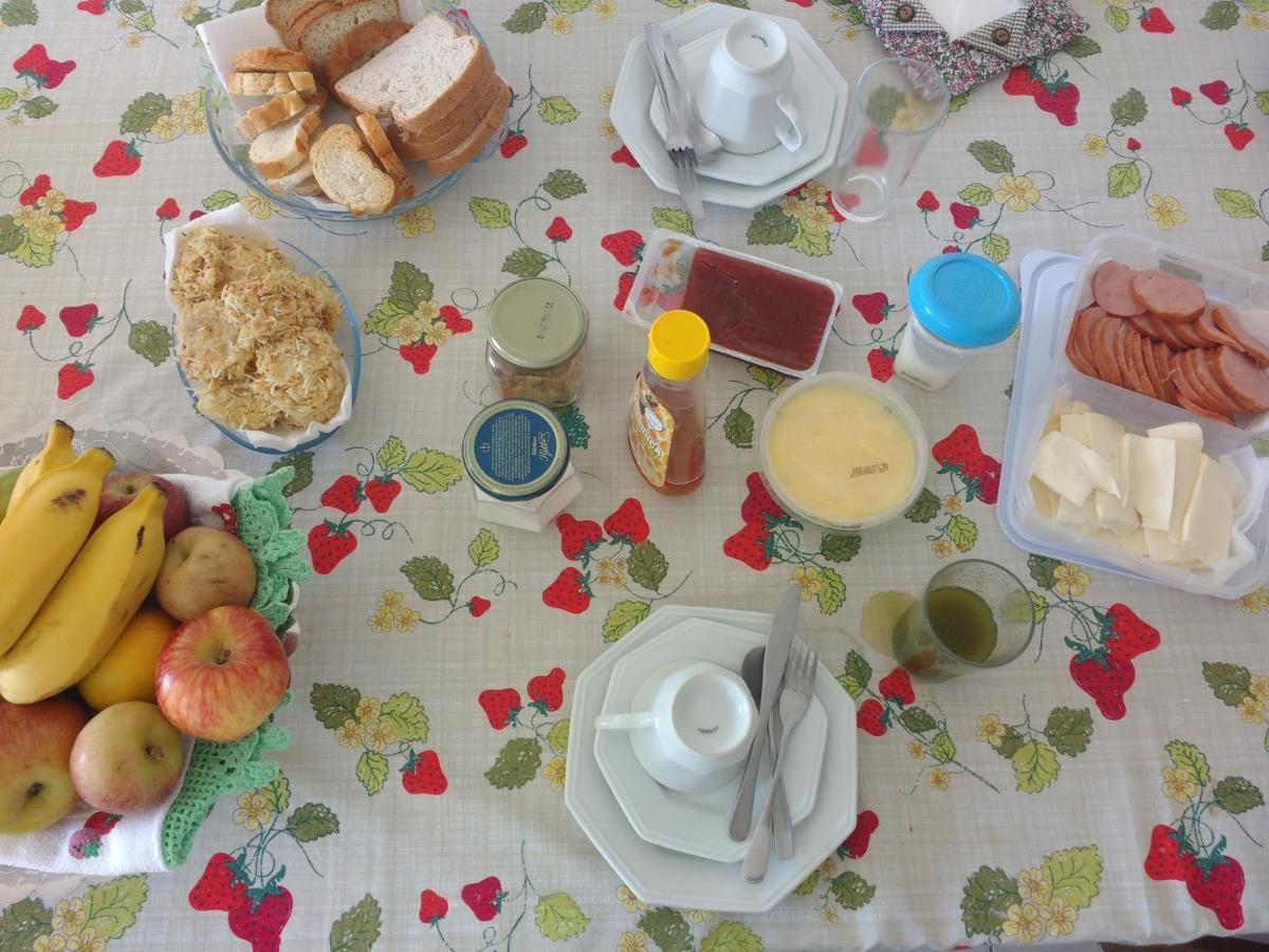 Um Quarto Em Casa Agradavel Pereque Eksteriør billede