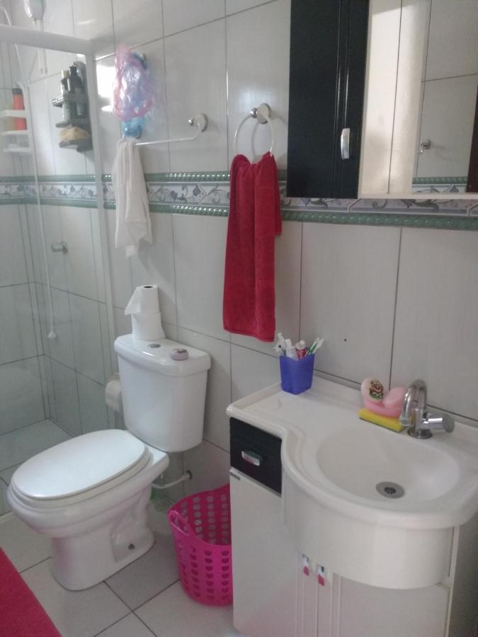 Um Quarto Em Casa Agradavel Pereque Eksteriør billede